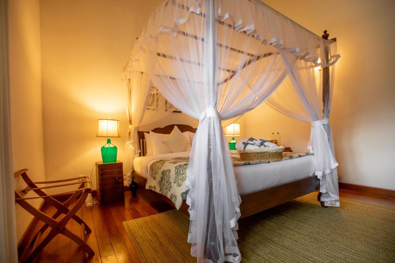 Отель Manuel Manor Labugolla Экстерьер фото