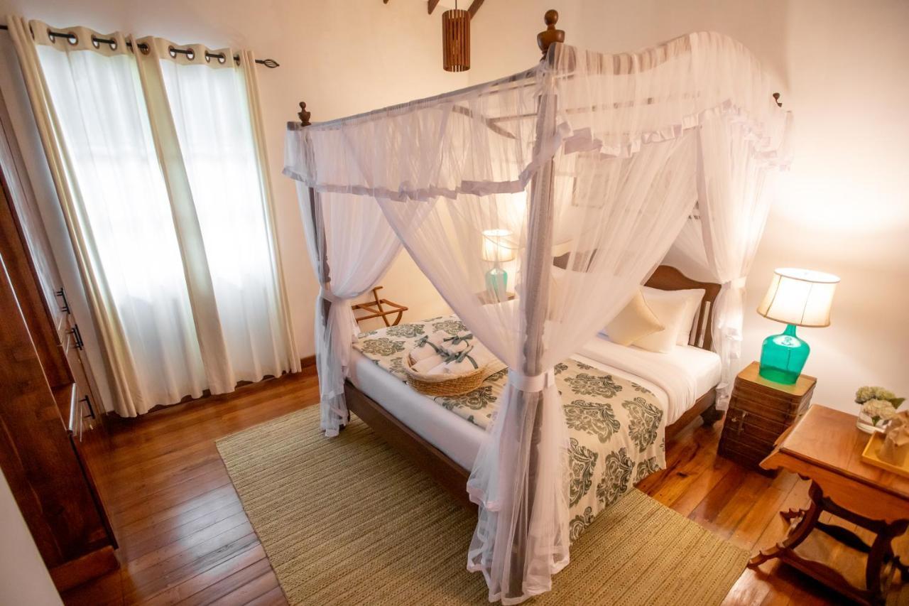 Отель Manuel Manor Labugolla Экстерьер фото